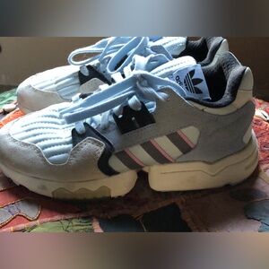 Adidas Tennis Shoes